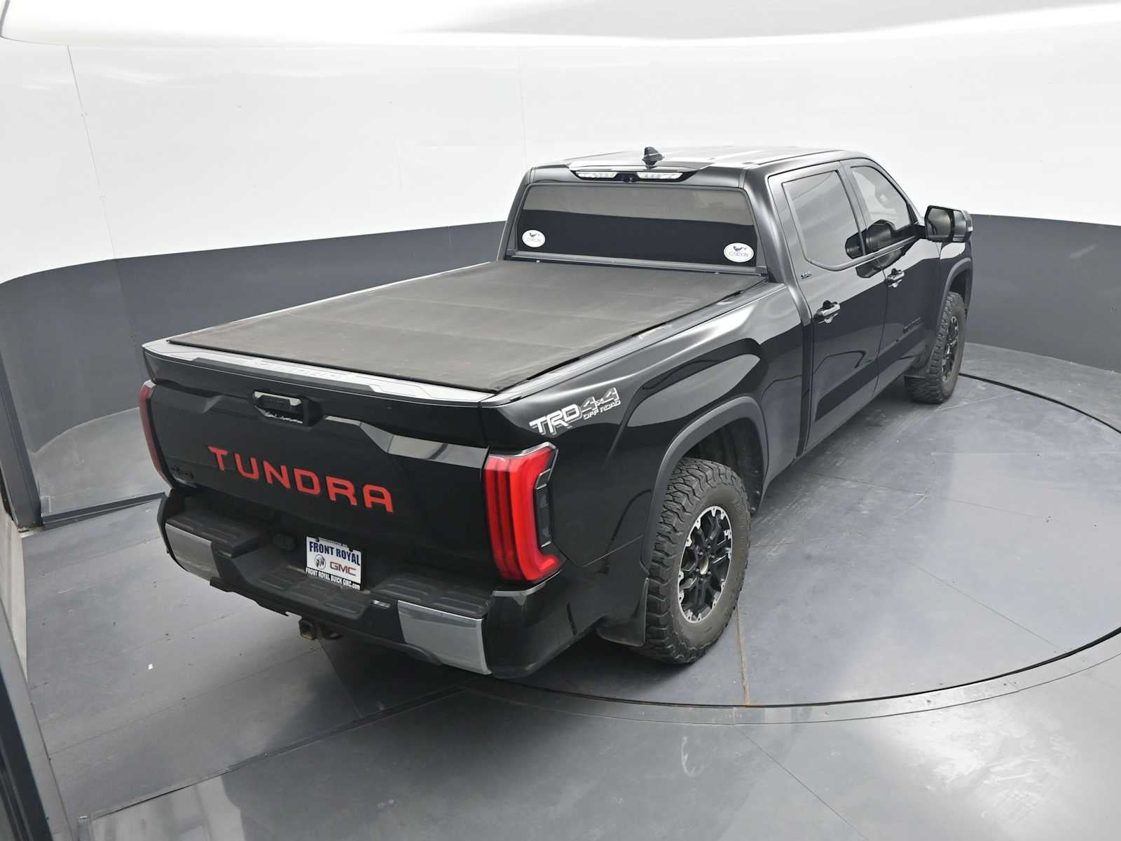 2022 Toyota Tundra 4WD SR5