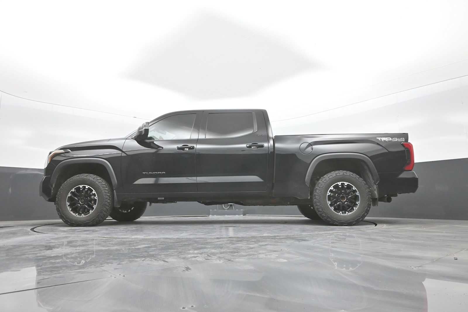 2022 Toyota Tundra 4WD SR5