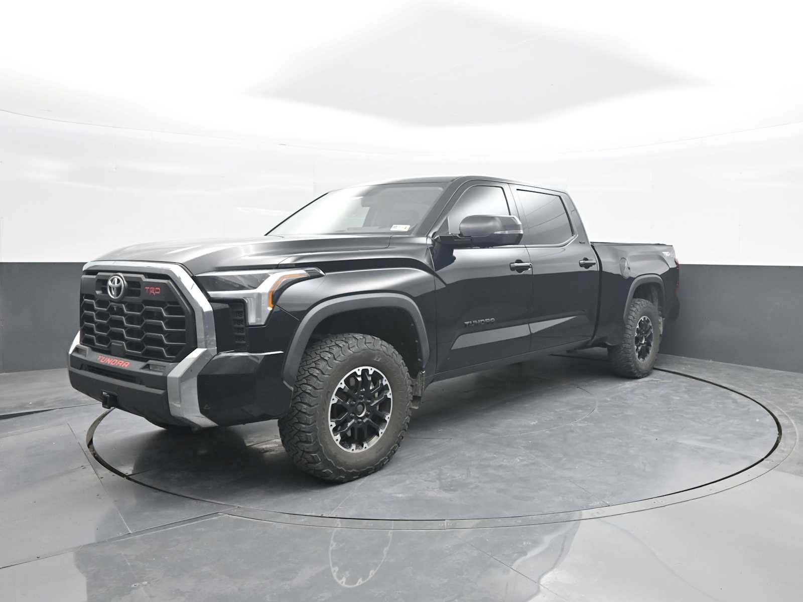 2022 Toyota Tundra 4WD SR5