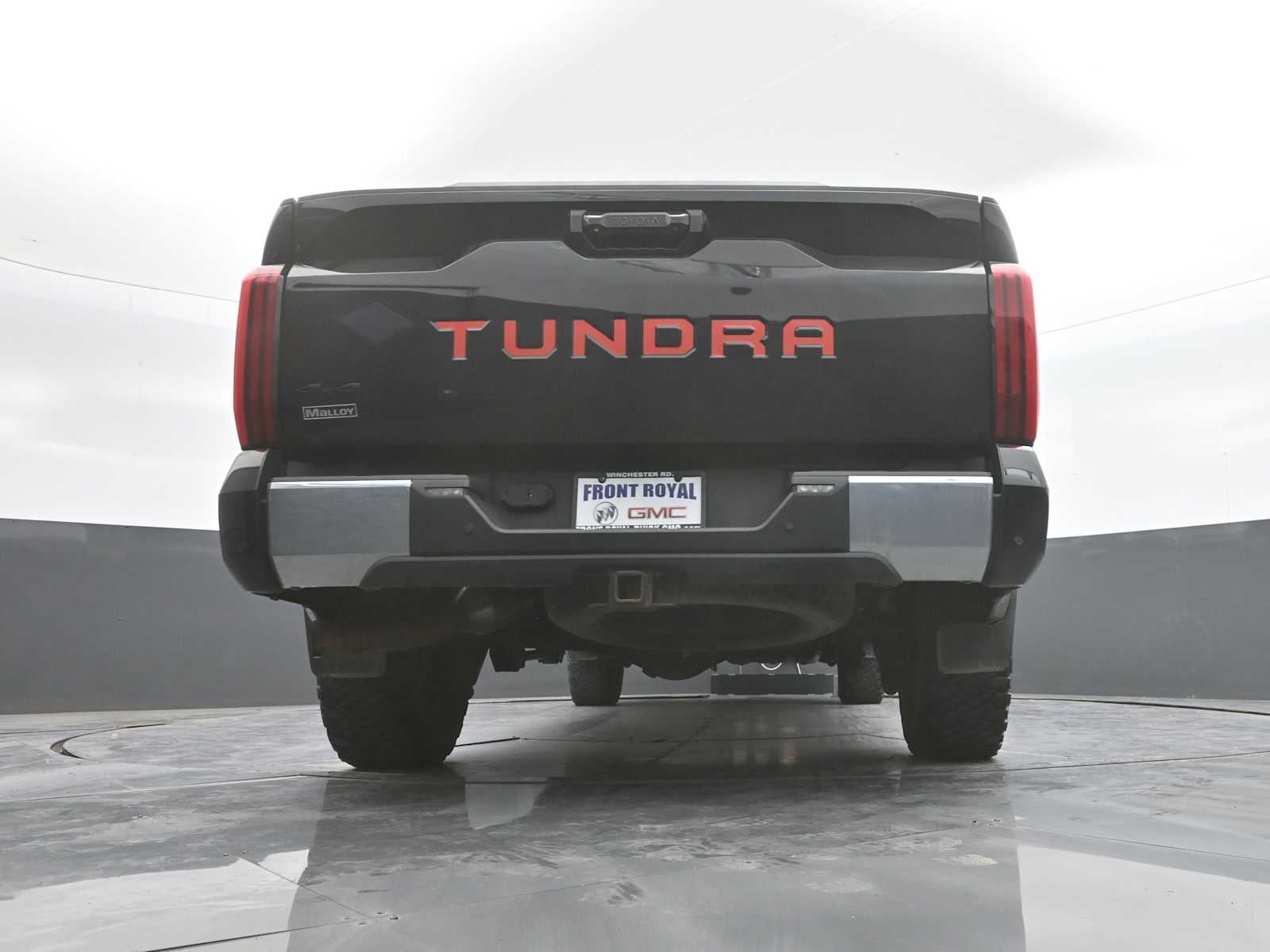 2022 Toyota Tundra 4WD SR5