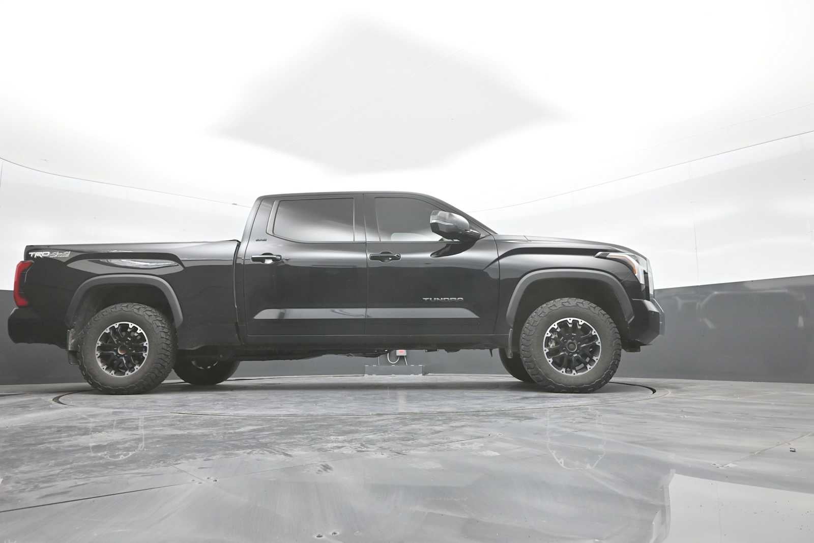 2022 Toyota Tundra 4WD SR5