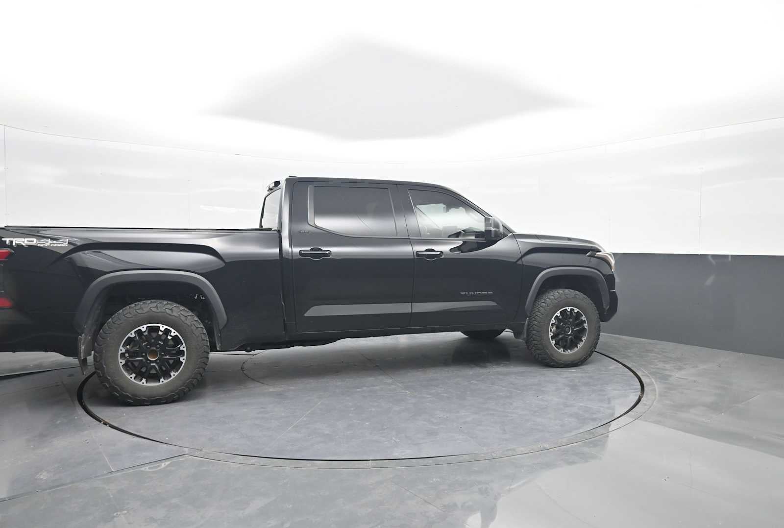 2022 Toyota Tundra 4WD SR5