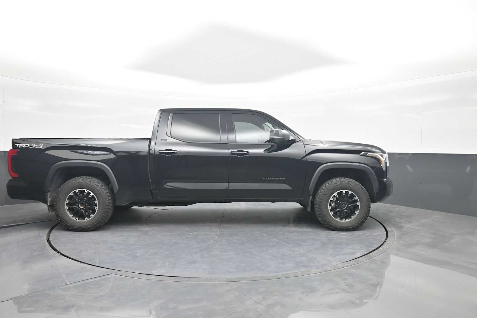 2022 Toyota Tundra 4WD SR5