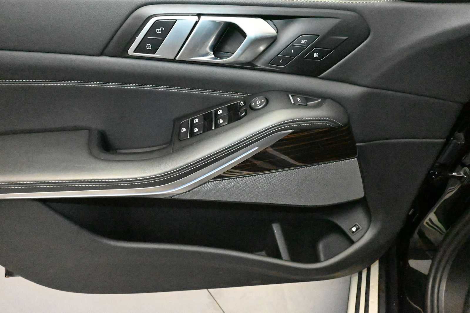 2025 BMW X5 xDrive50e