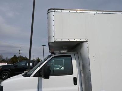 2024 GMC Savana Cutaway 4500 2WT