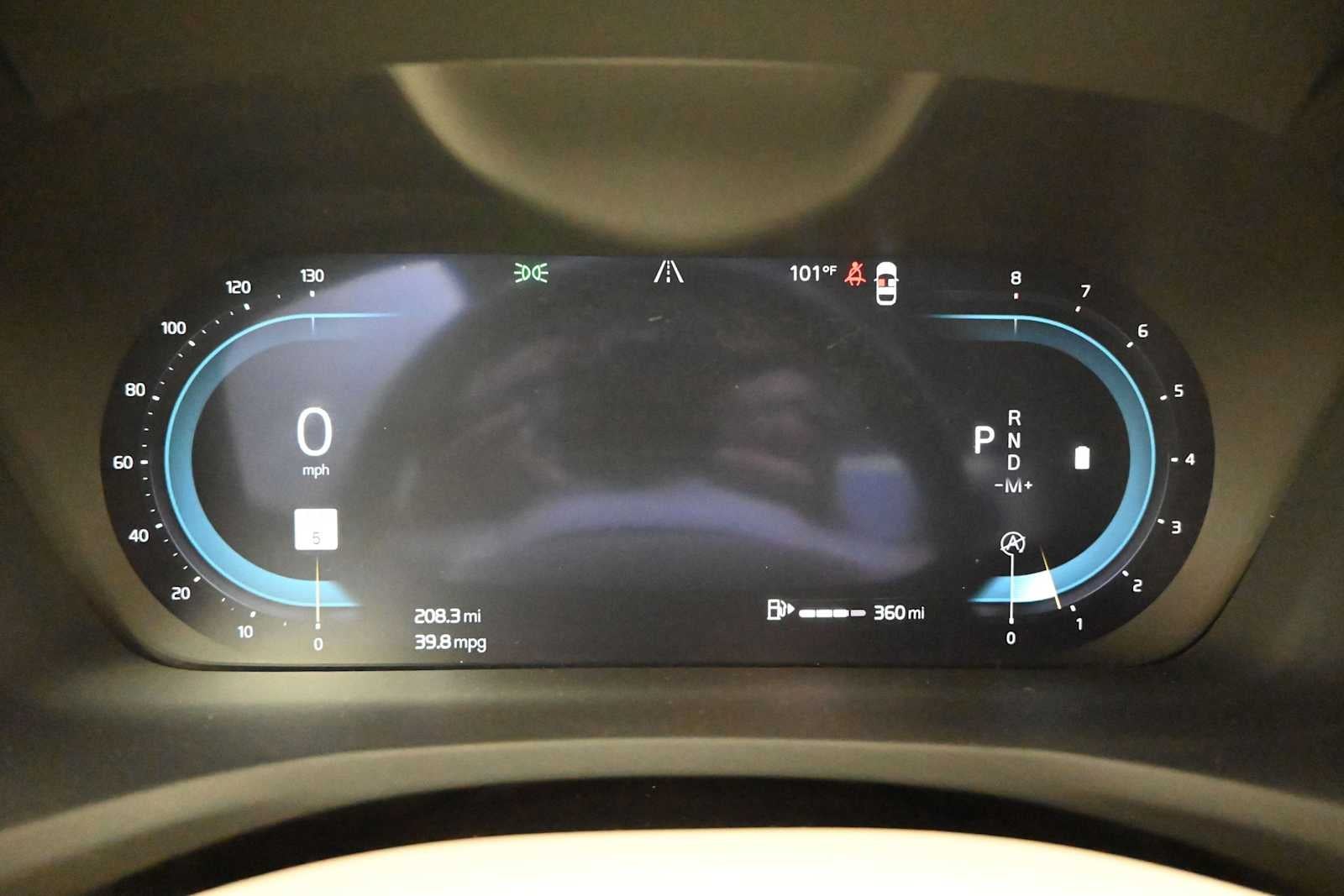 2024 Volvo S60 Plus Dark Theme