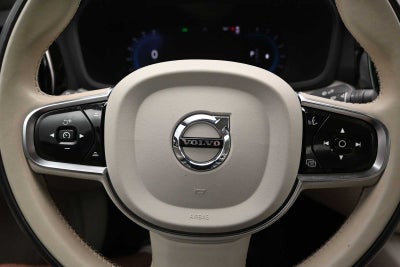 2024 Volvo S60 Plus Dark Theme
