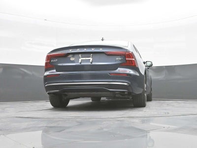 2024 Volvo S60 Plus Dark Theme