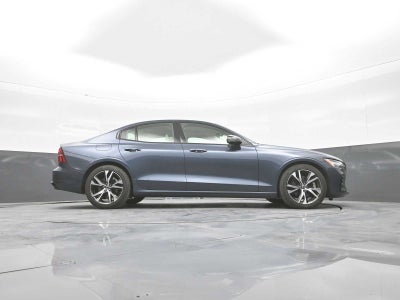 2024 Volvo S60 Plus Dark Theme
