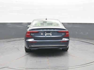 2024 Volvo S60 Plus Dark Theme