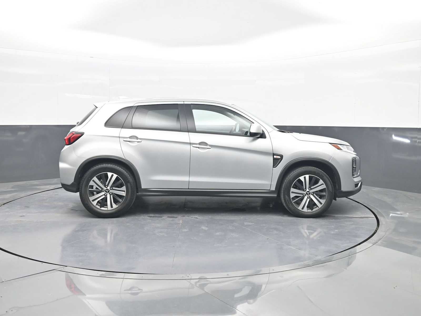 2025 Mitsubishi Outlander Sport S