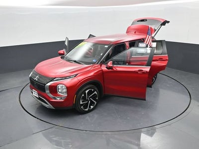 2024 Mitsubishi Outlander SE