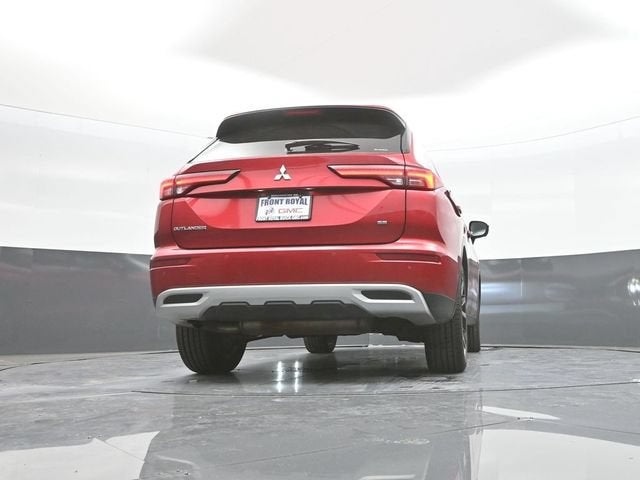 2024 Mitsubishi Outlander SE