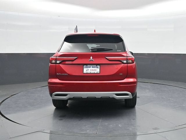 2024 Mitsubishi Outlander SE