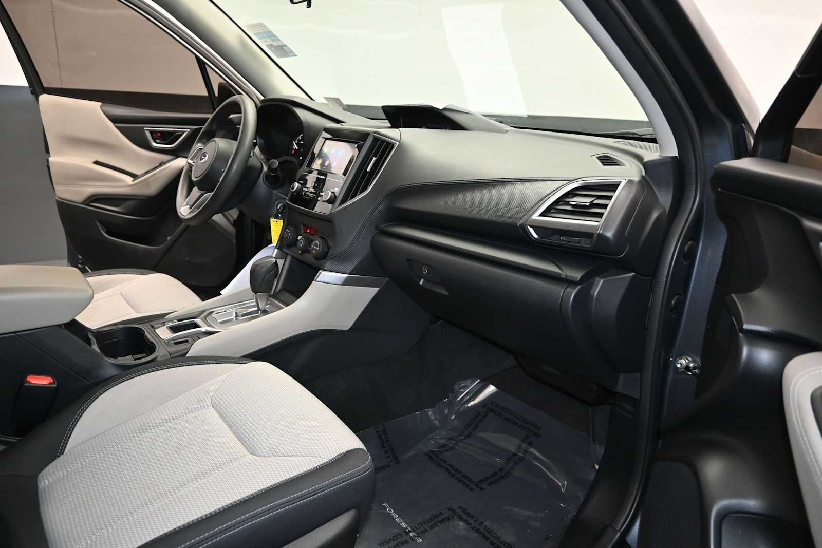 2023 Subaru Forester Base