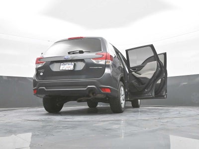 2023 Subaru Forester Base