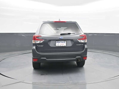 2023 Subaru Forester Base