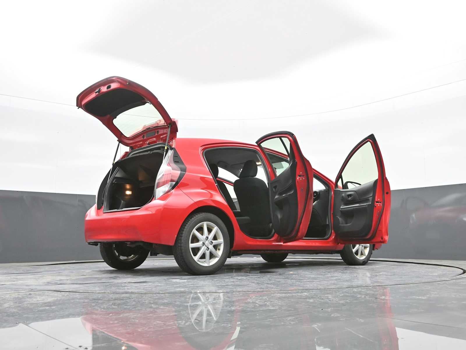 2015 Toyota Prius c One