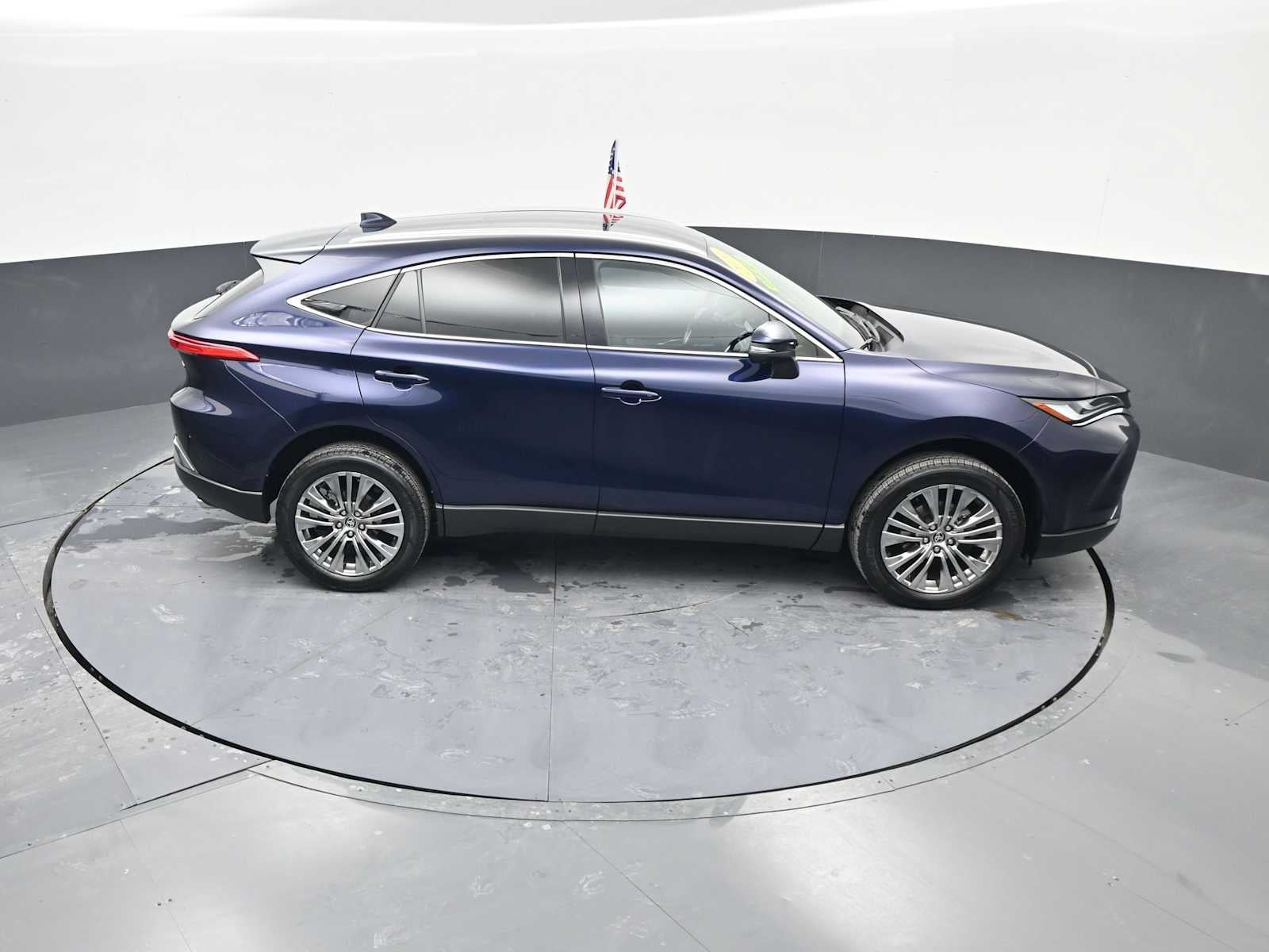 2024 Toyota Venza LE