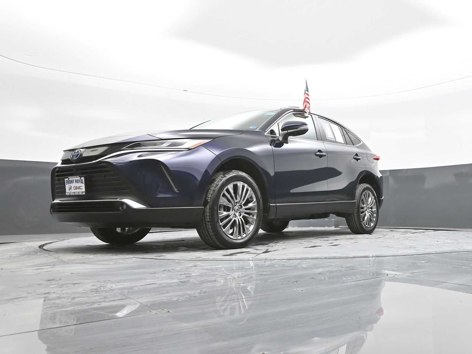 2024 Toyota Venza LE