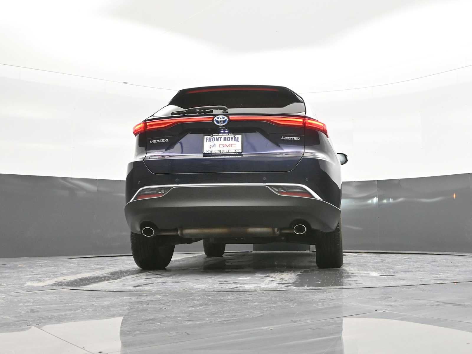 2024 Toyota Venza LE