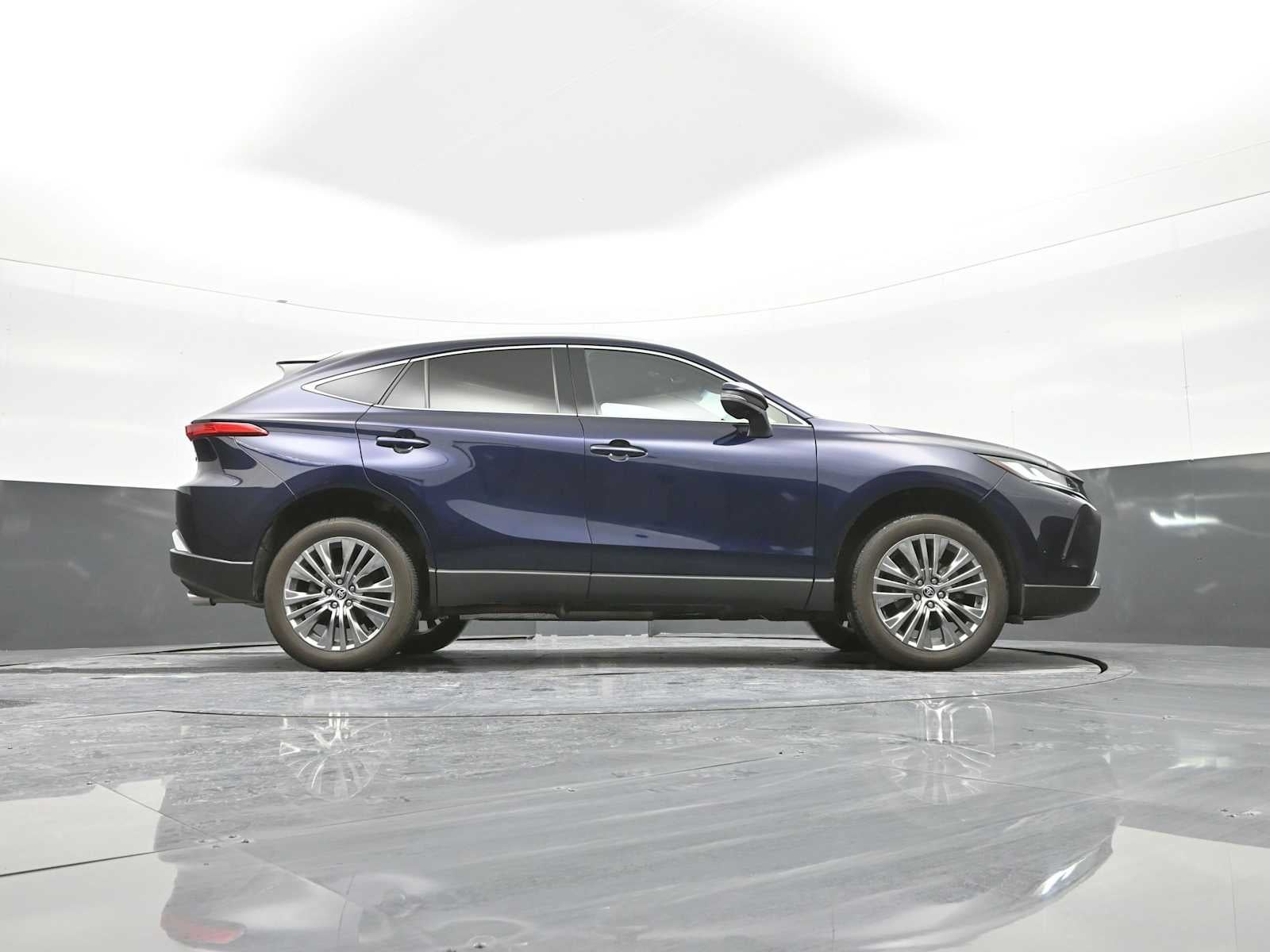 2024 Toyota Venza LE