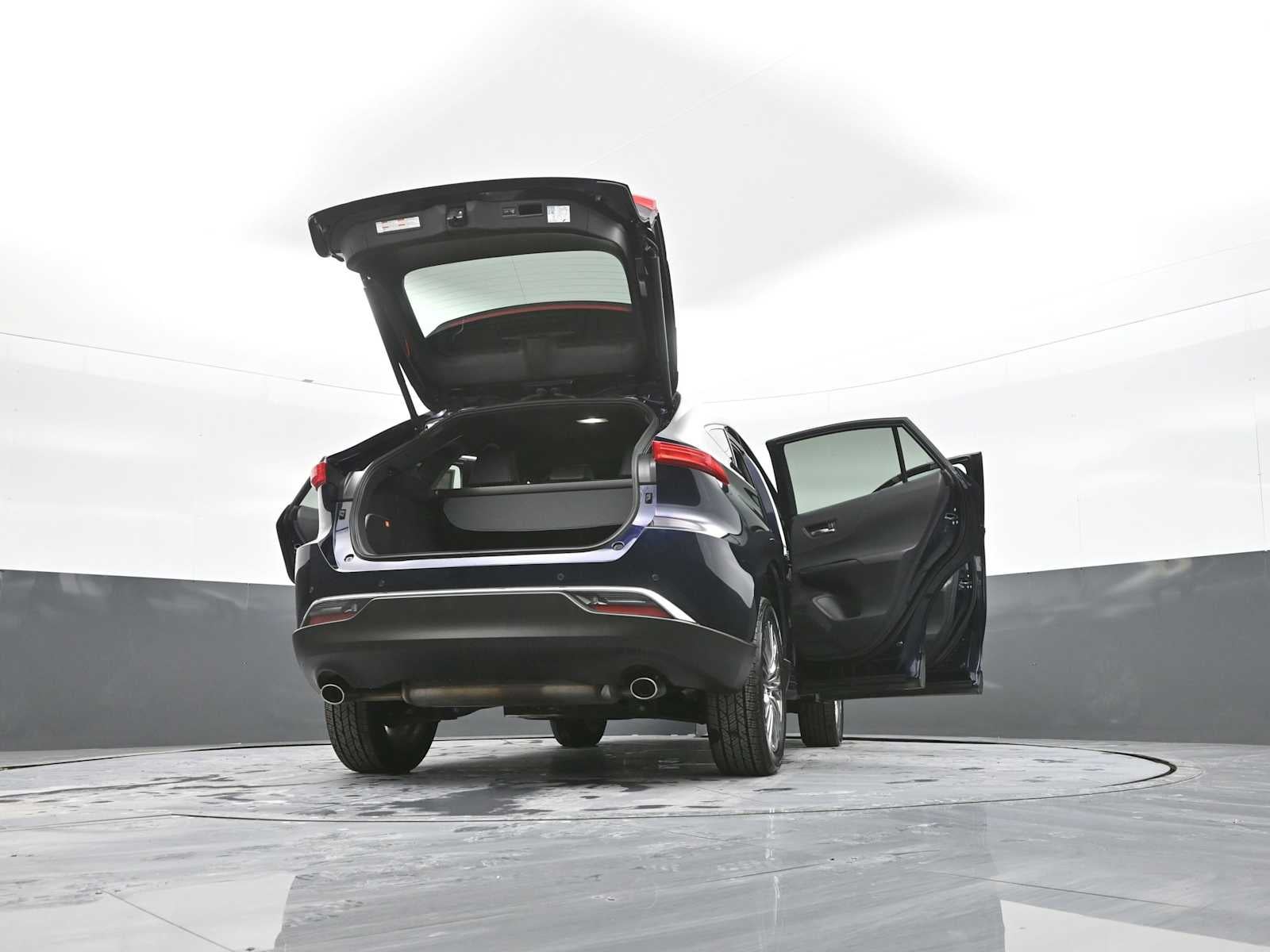 2024 Toyota Venza LE