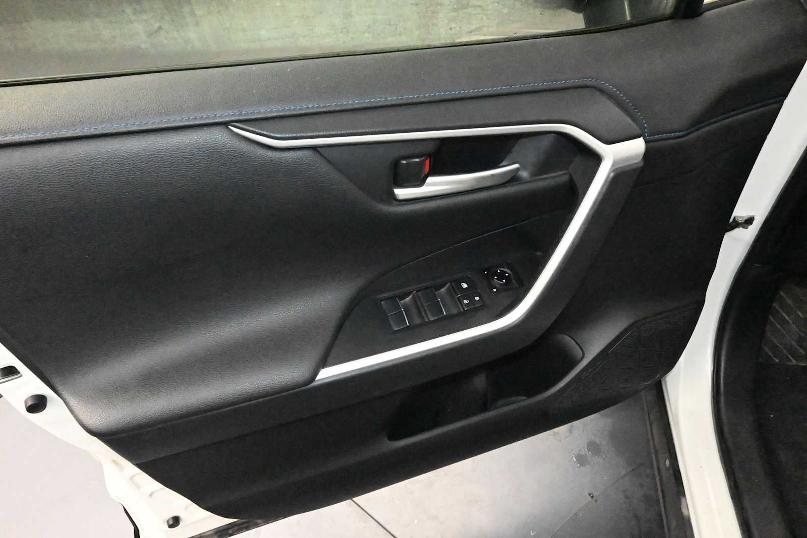 2019 Toyota RAV4 Hybrid XSE