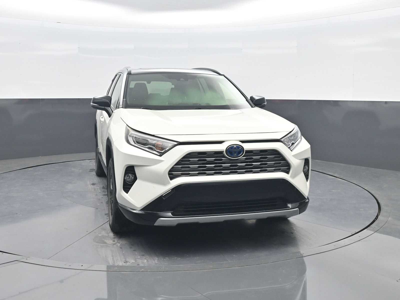 2019 Toyota RAV4 Hybrid XSE