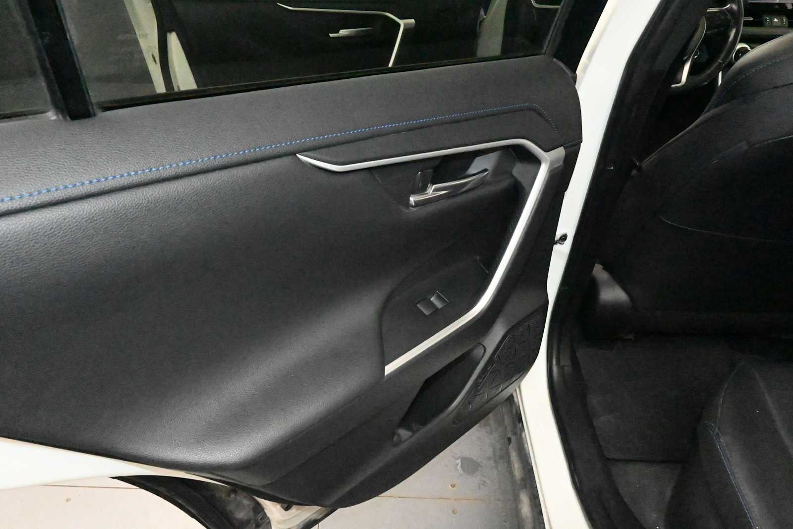 2019 Toyota RAV4 Hybrid XSE