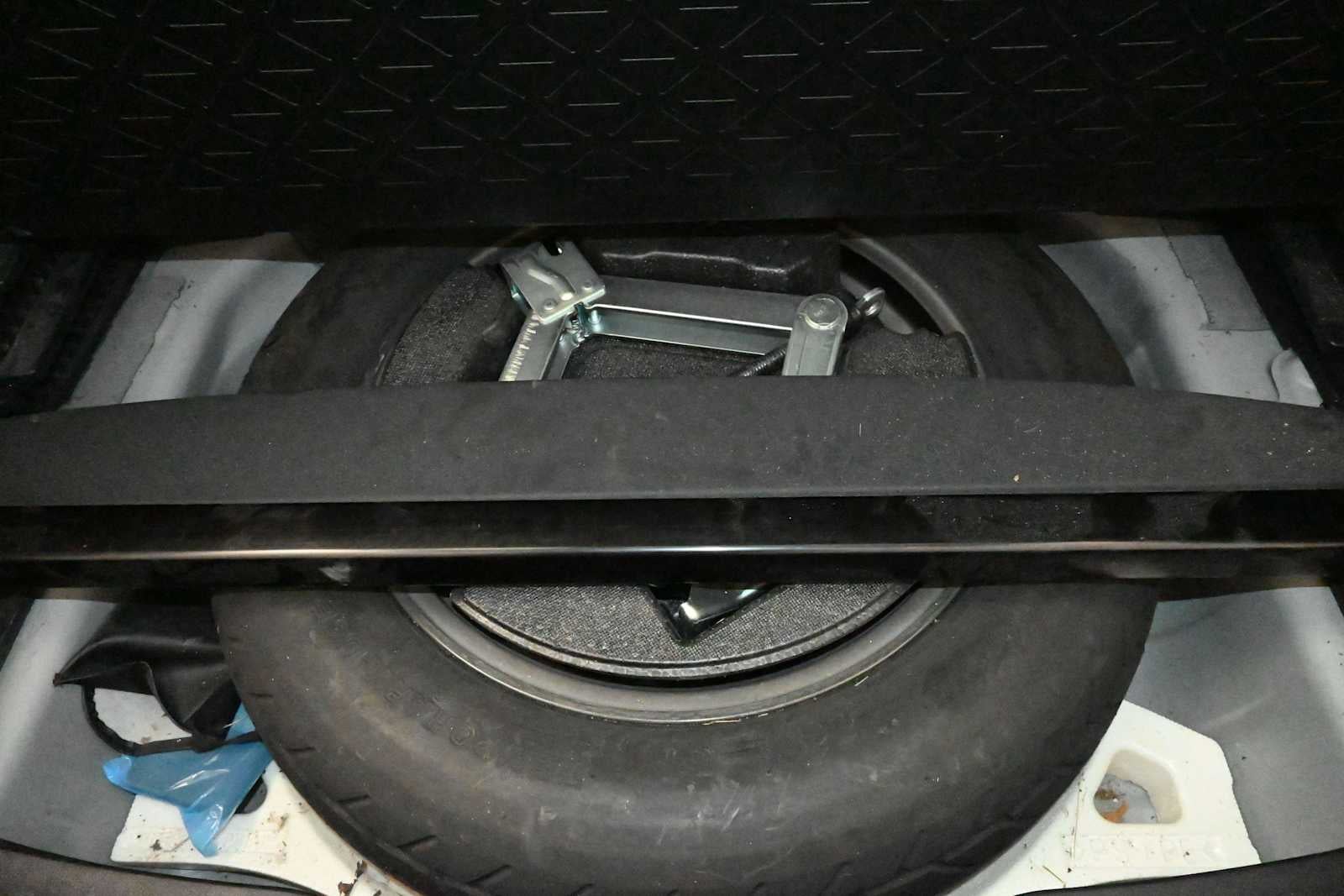 2019 Toyota RAV4 Hybrid XSE