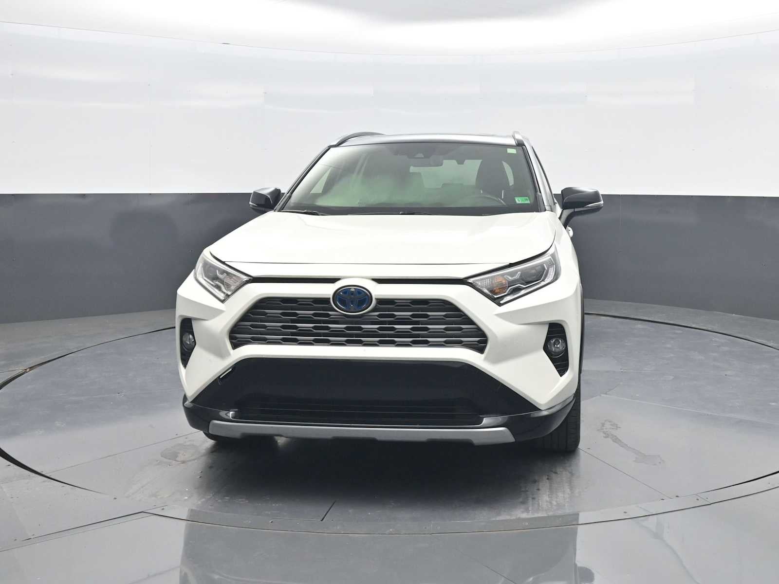 2019 Toyota RAV4 Hybrid XSE