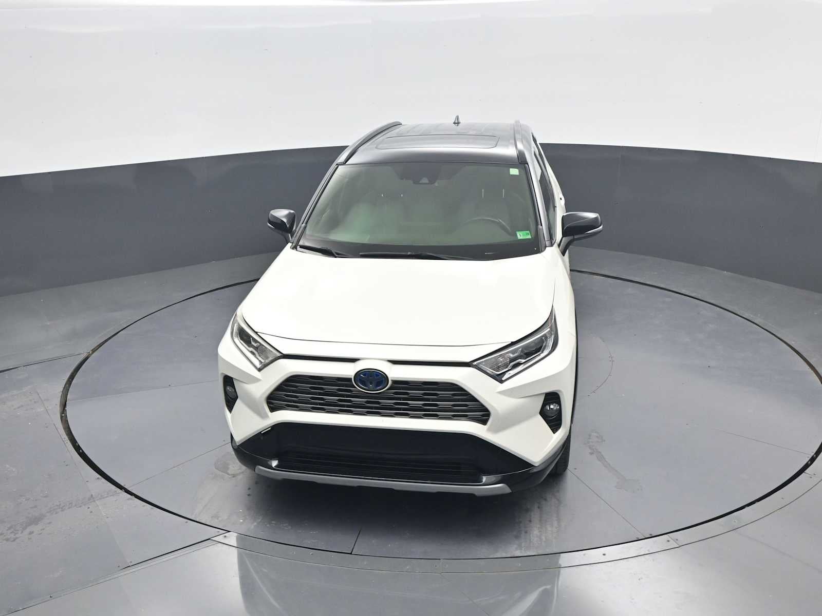 2019 Toyota RAV4 Hybrid XSE