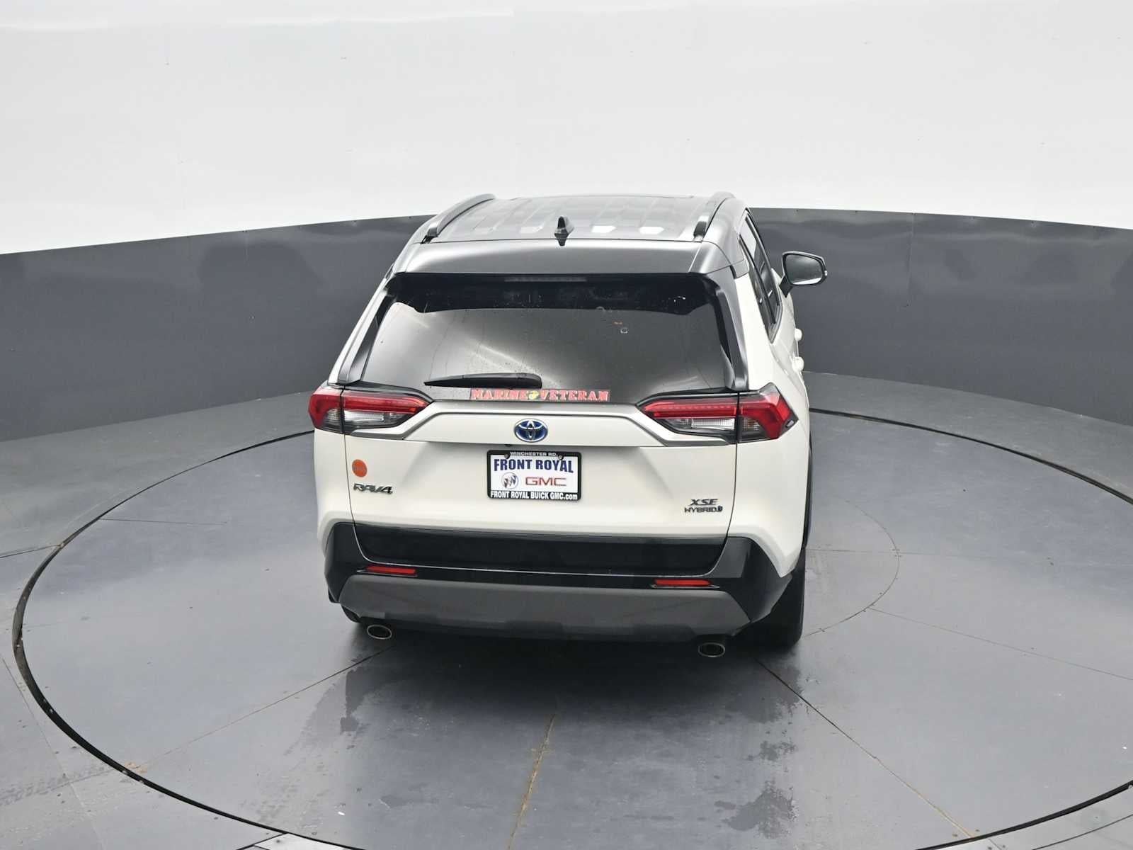 2019 Toyota RAV4 Hybrid XSE