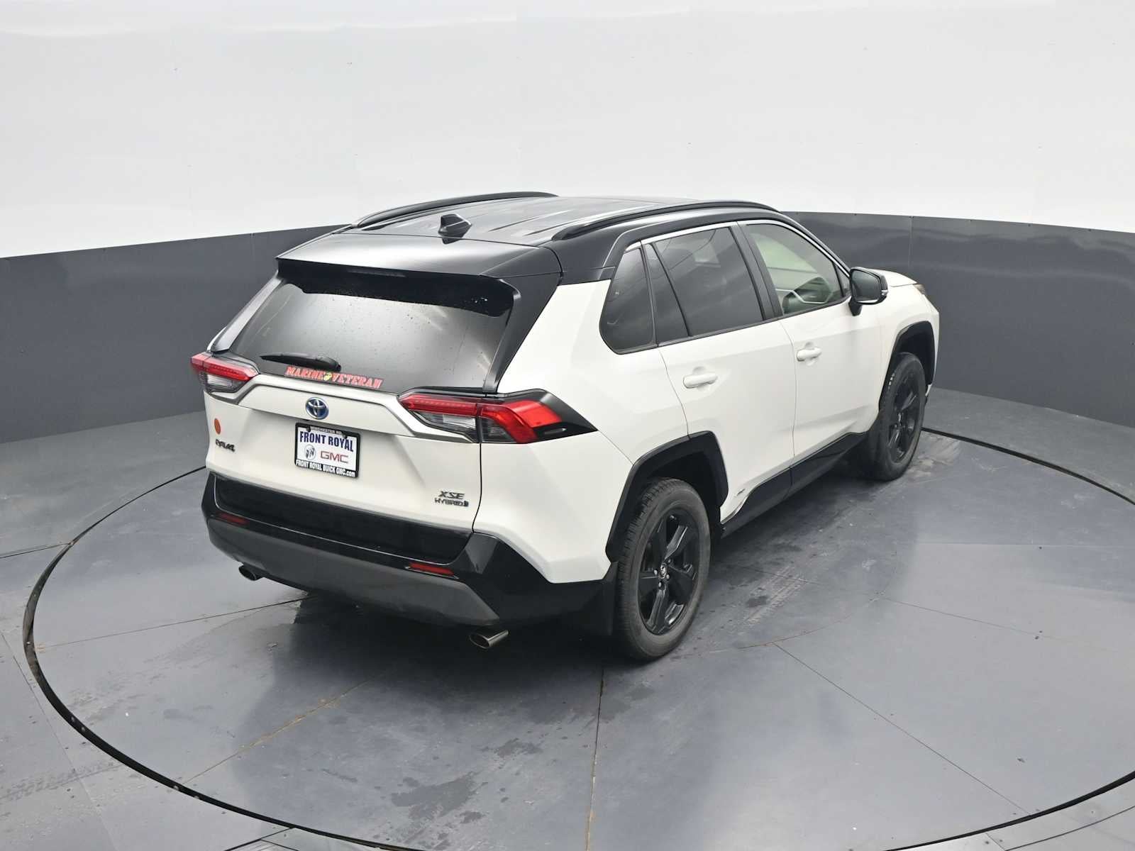 2019 Toyota RAV4 Hybrid XSE