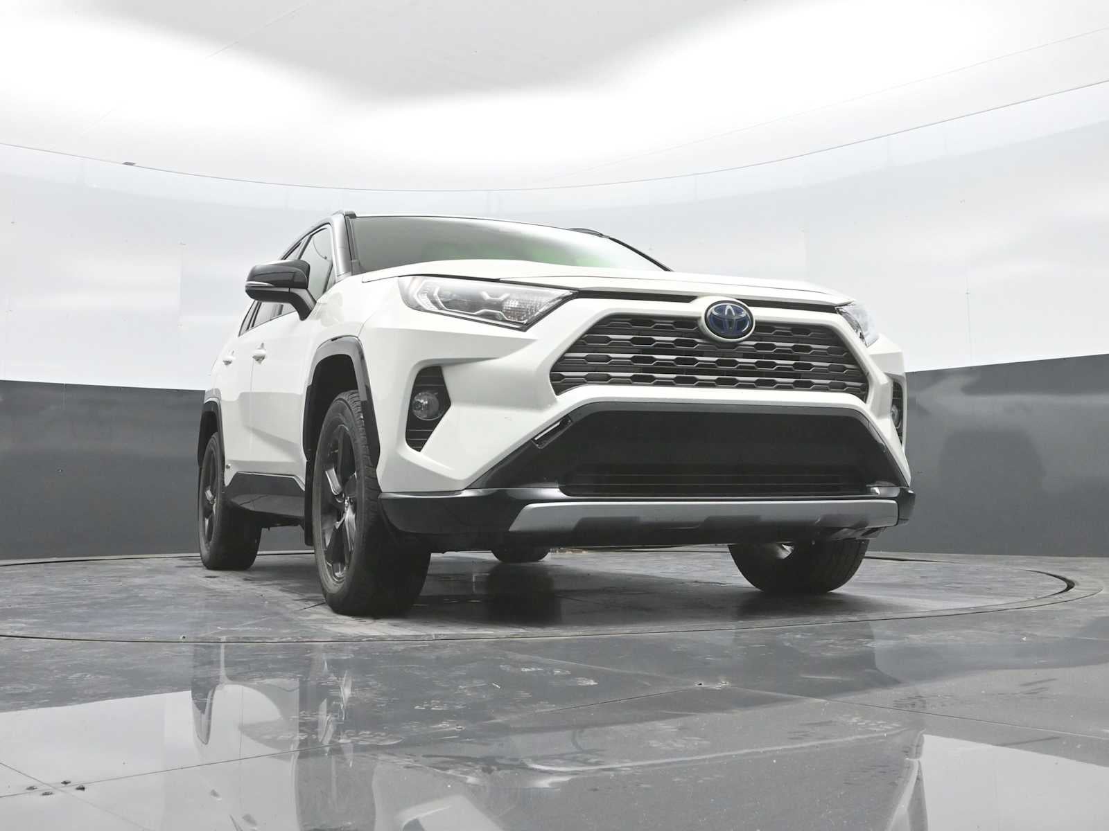 2019 Toyota RAV4 Hybrid XSE
