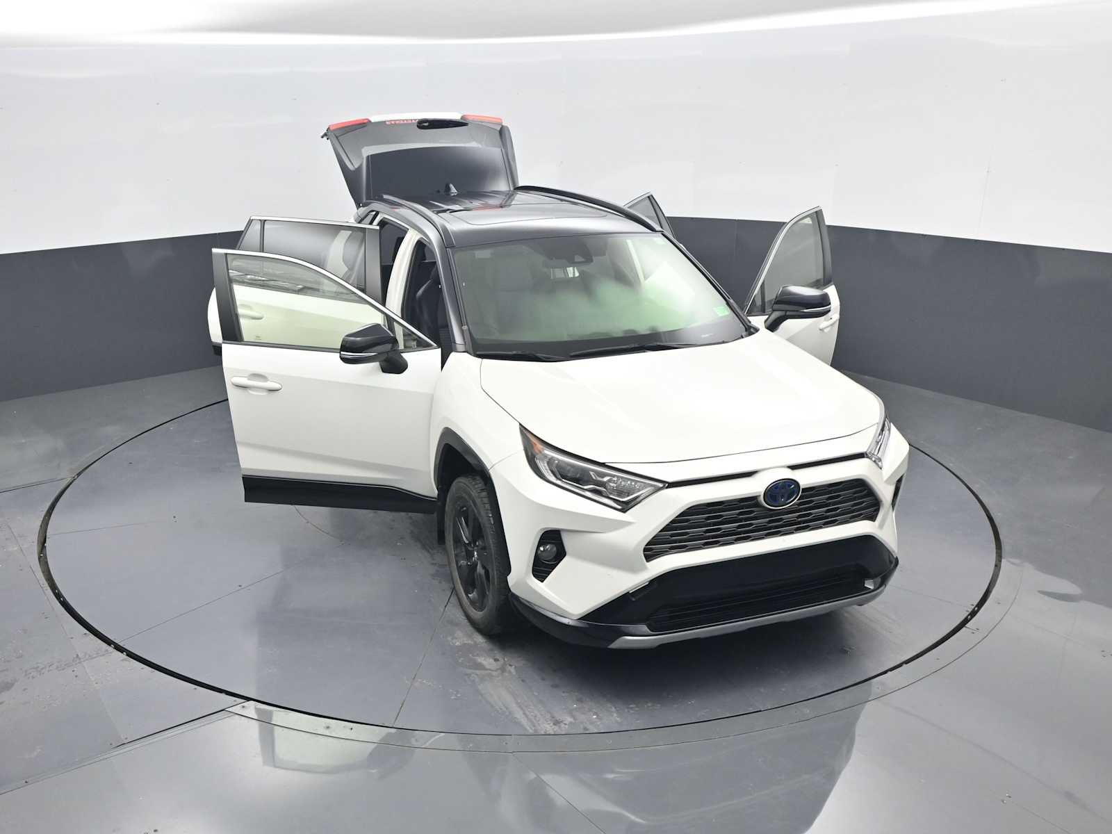 2019 Toyota RAV4 Hybrid XSE
