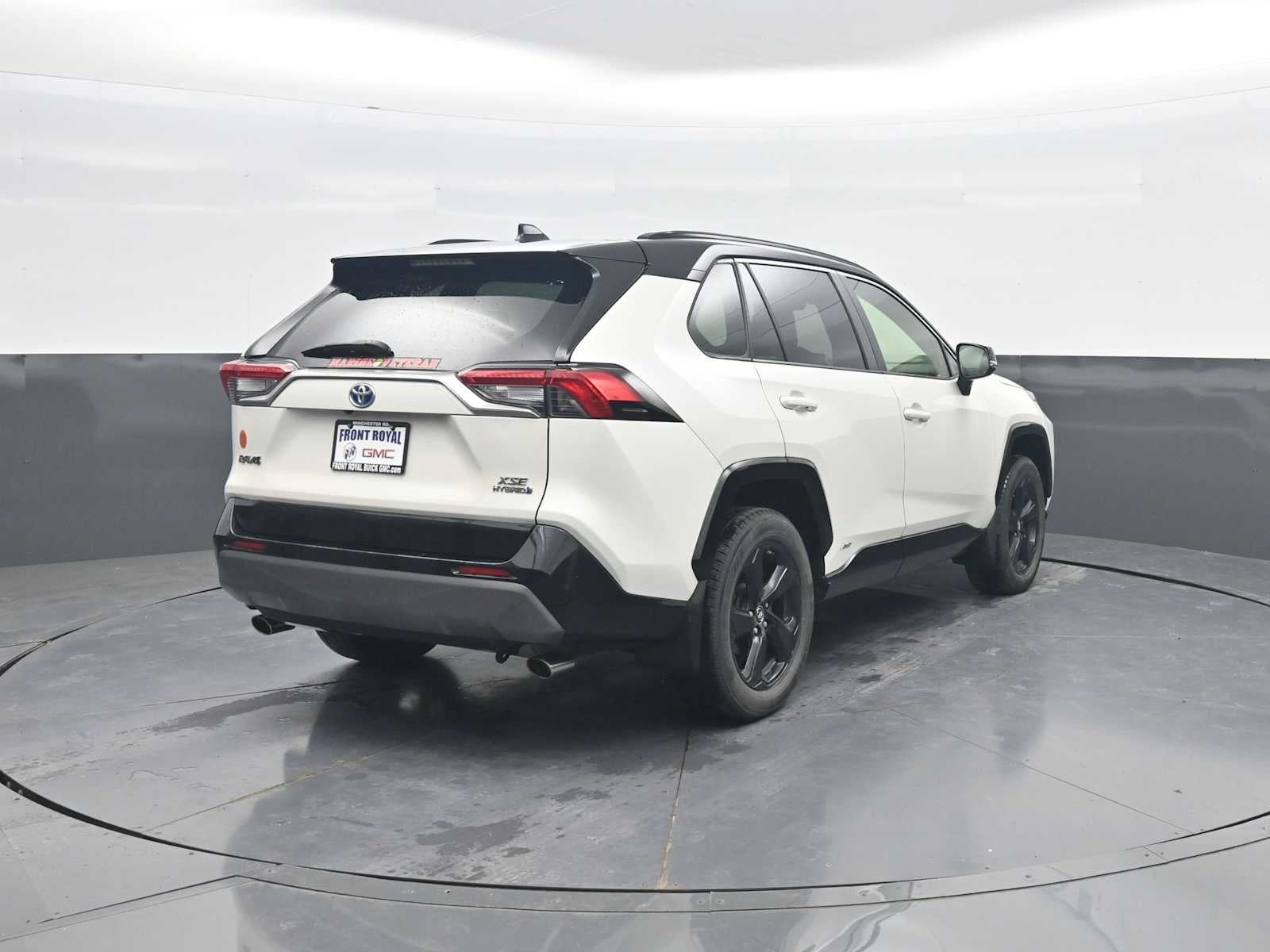 2019 Toyota RAV4 Hybrid XSE