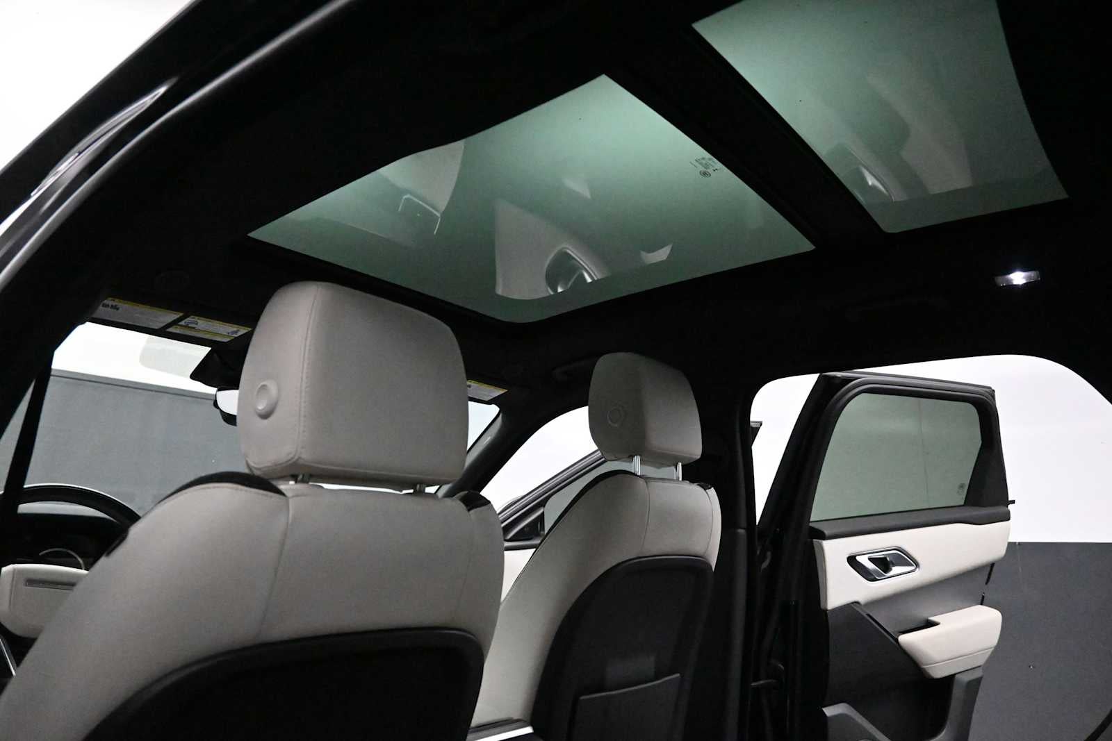 2023 Land Rover Range Rover Velar R-Dynamic S