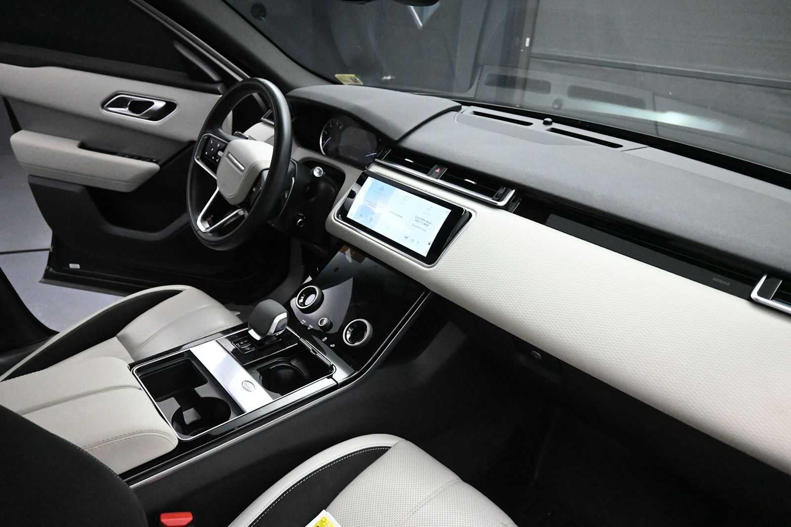 2023 Land Rover Range Rover Velar R-Dynamic S