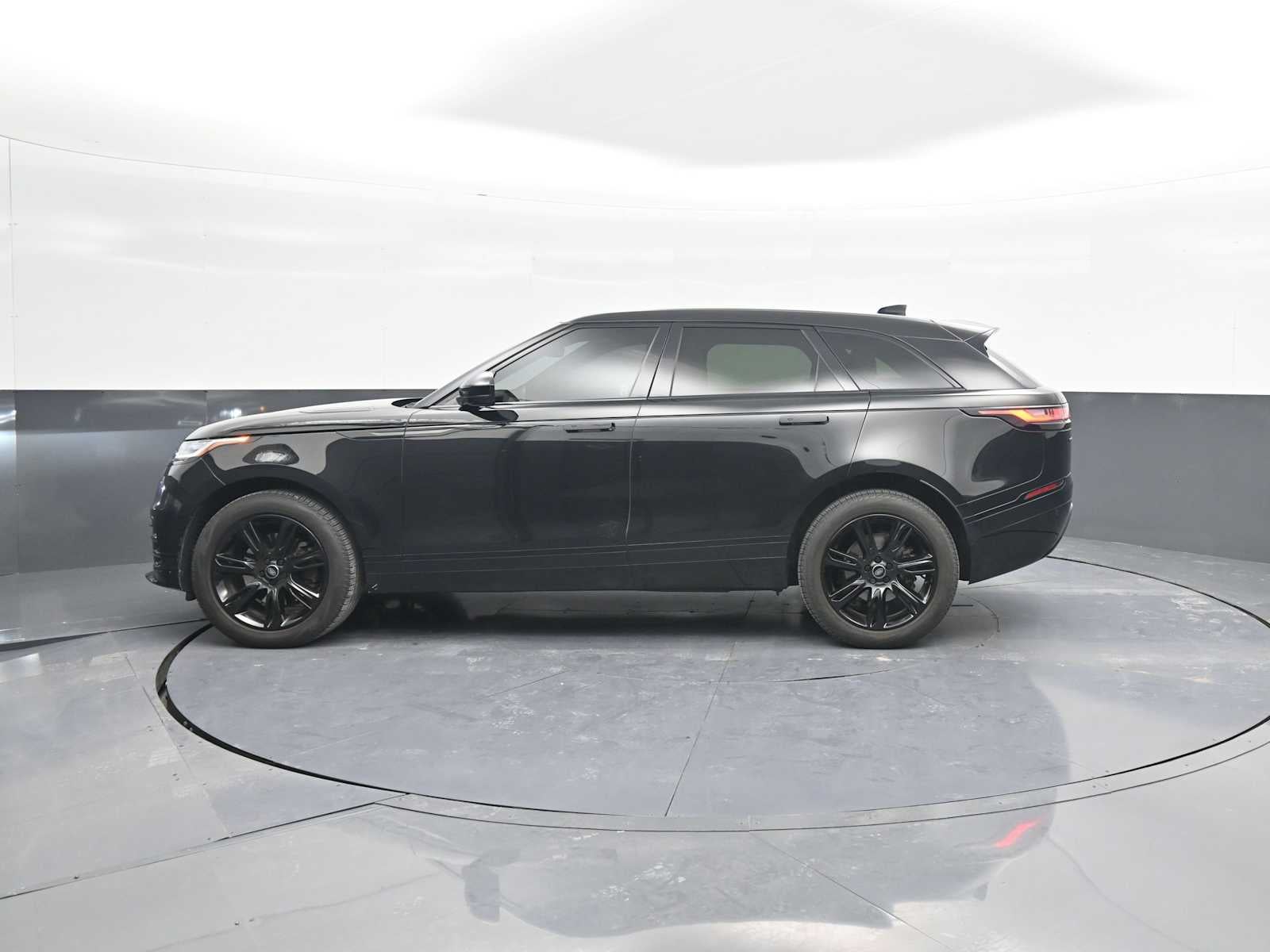 2023 Land Rover Range Rover Velar R-Dynamic S
