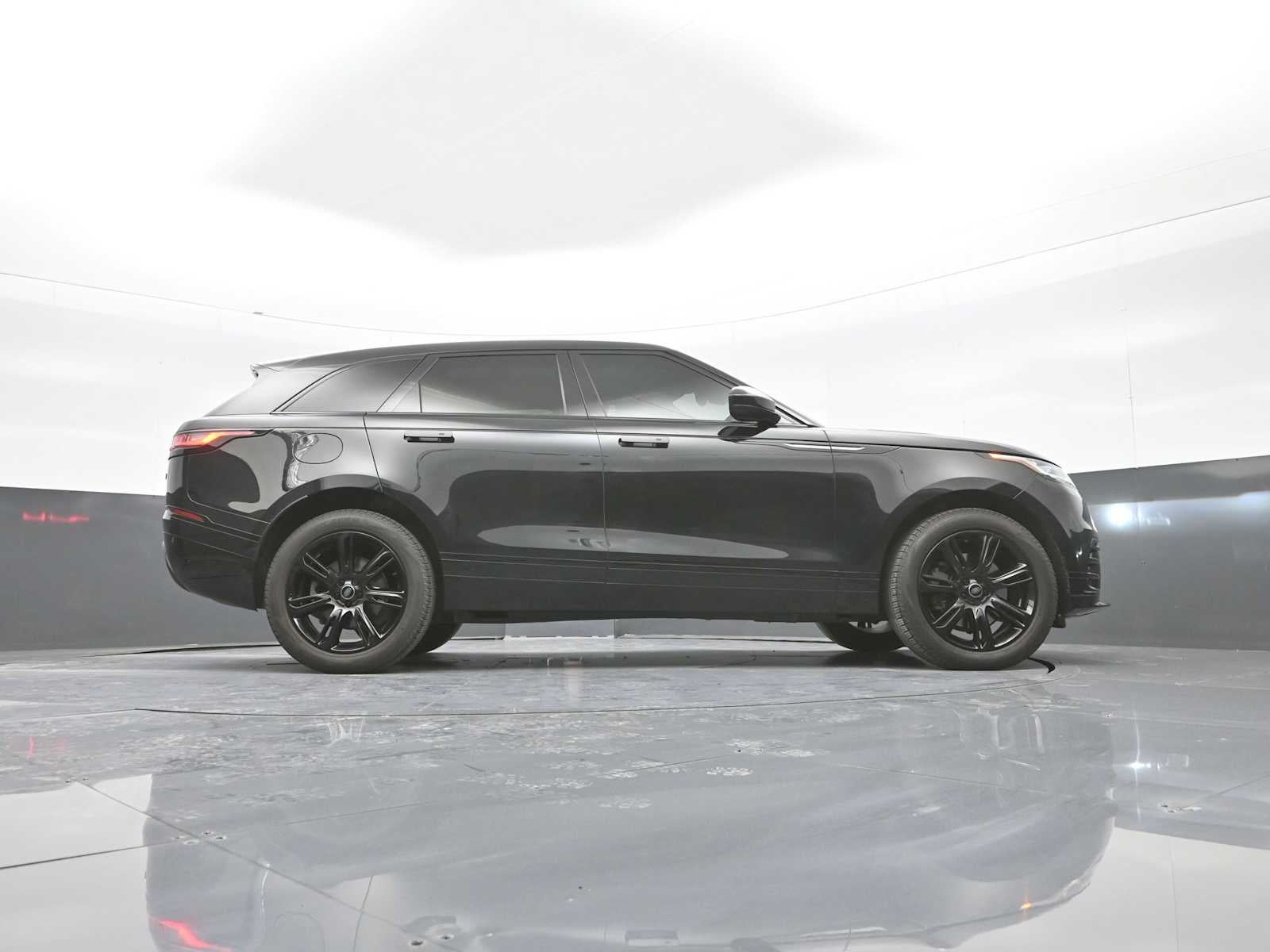 2023 Land Rover Range Rover Velar R-Dynamic S