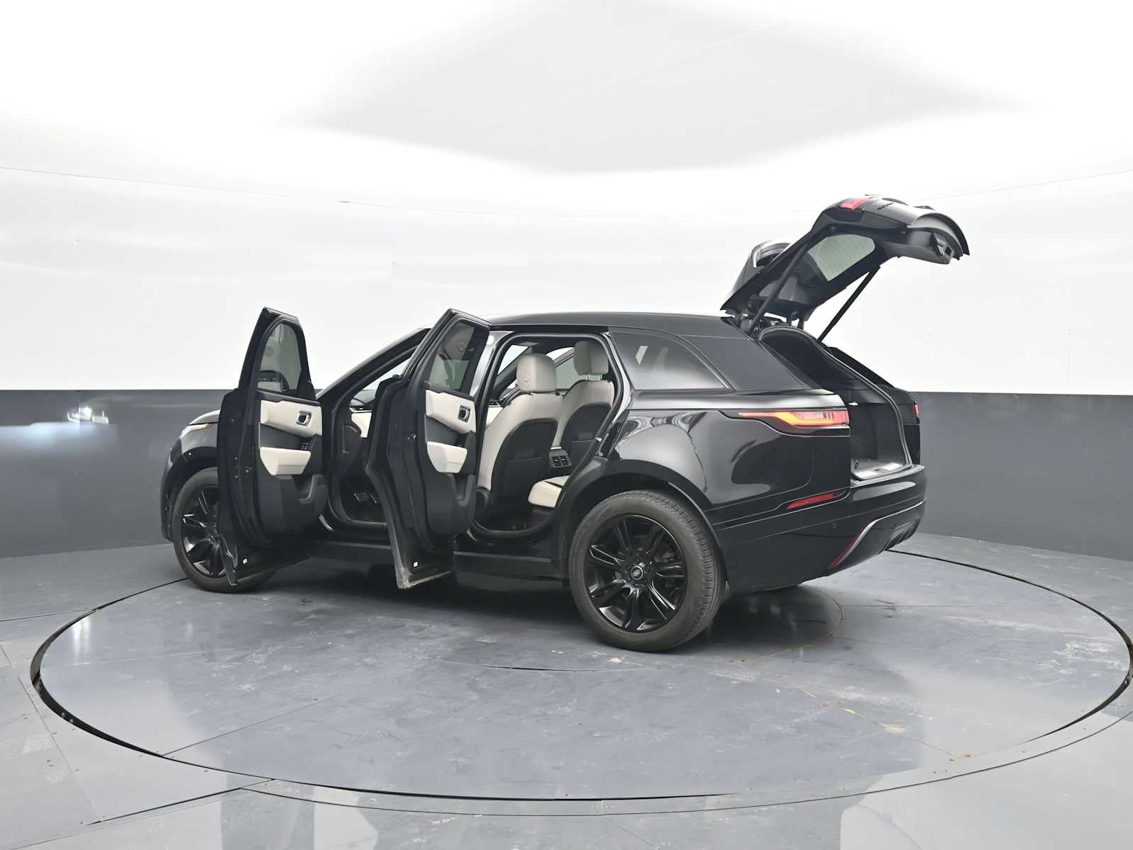 2023 Land Rover Range Rover Velar R-Dynamic S
