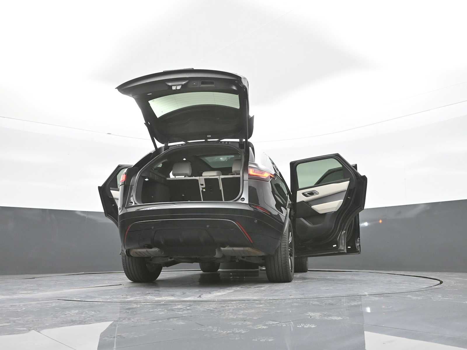 2023 Land Rover Range Rover Velar R-Dynamic S