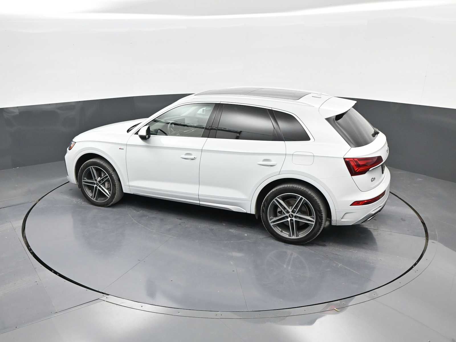 2021 Audi Q5 Premium Plus