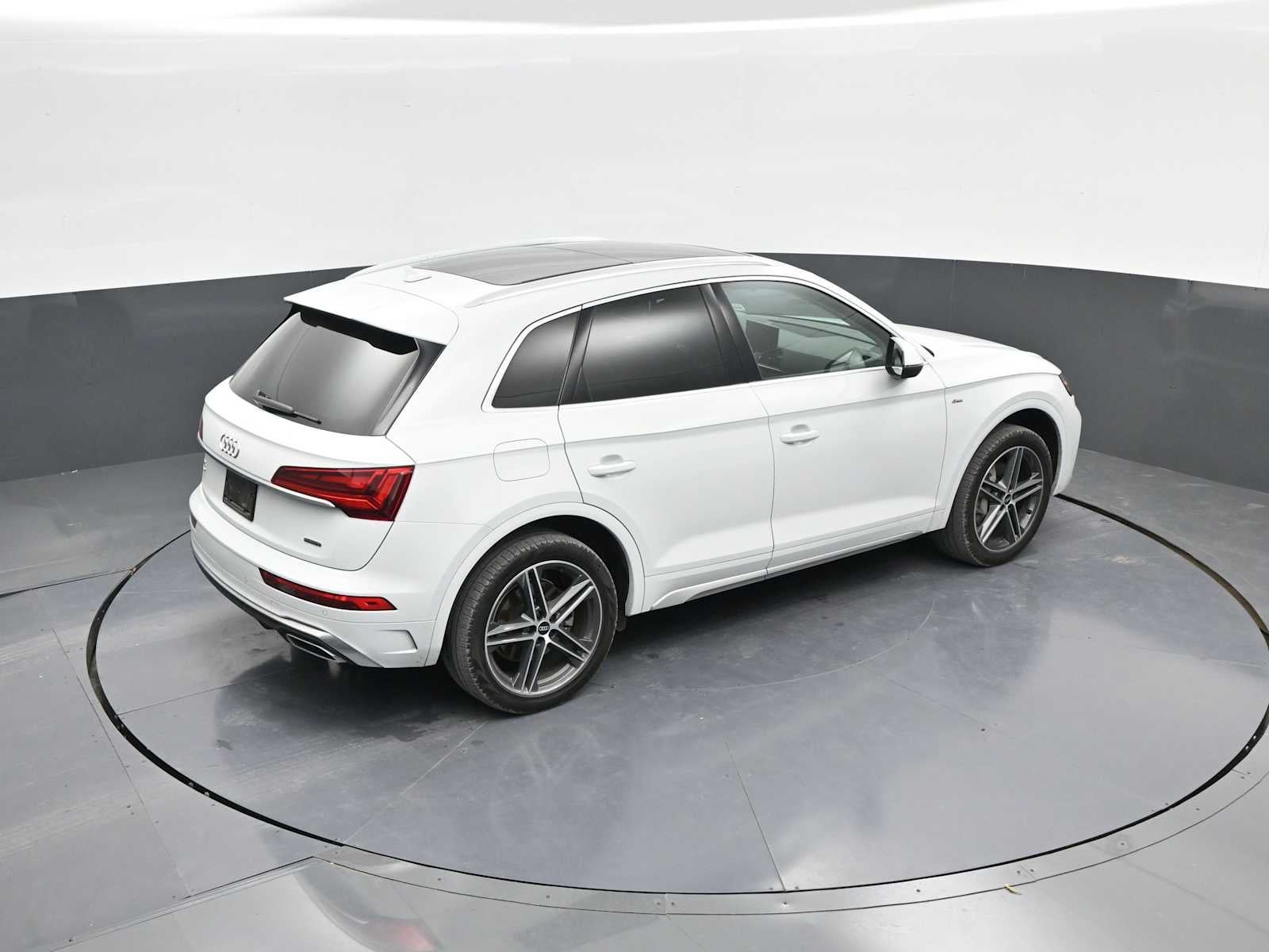 2021 Audi Q5 Premium Plus