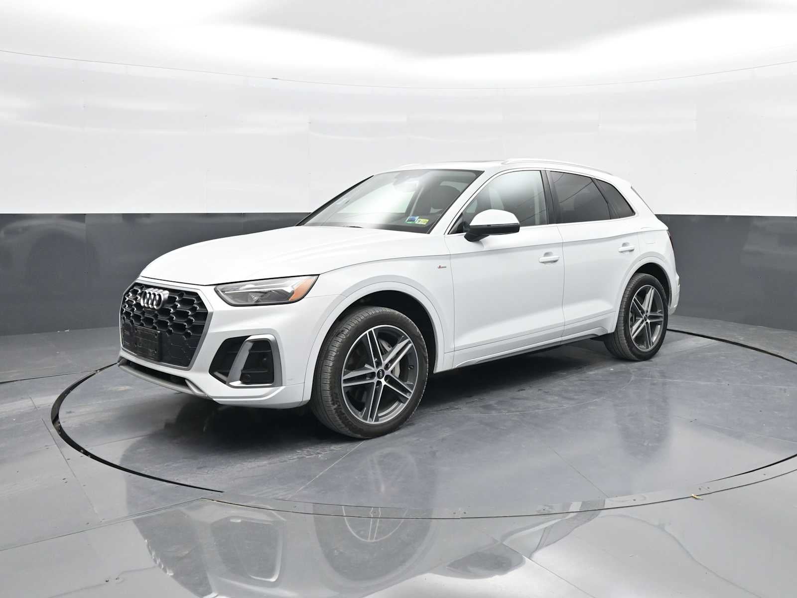 2021 Audi Q5 Premium Plus