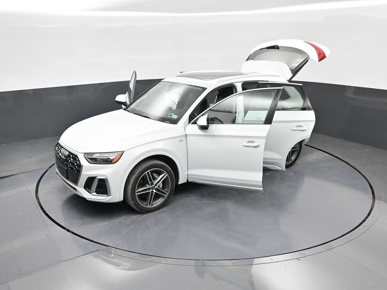 2021 Audi Q5 Premium Plus