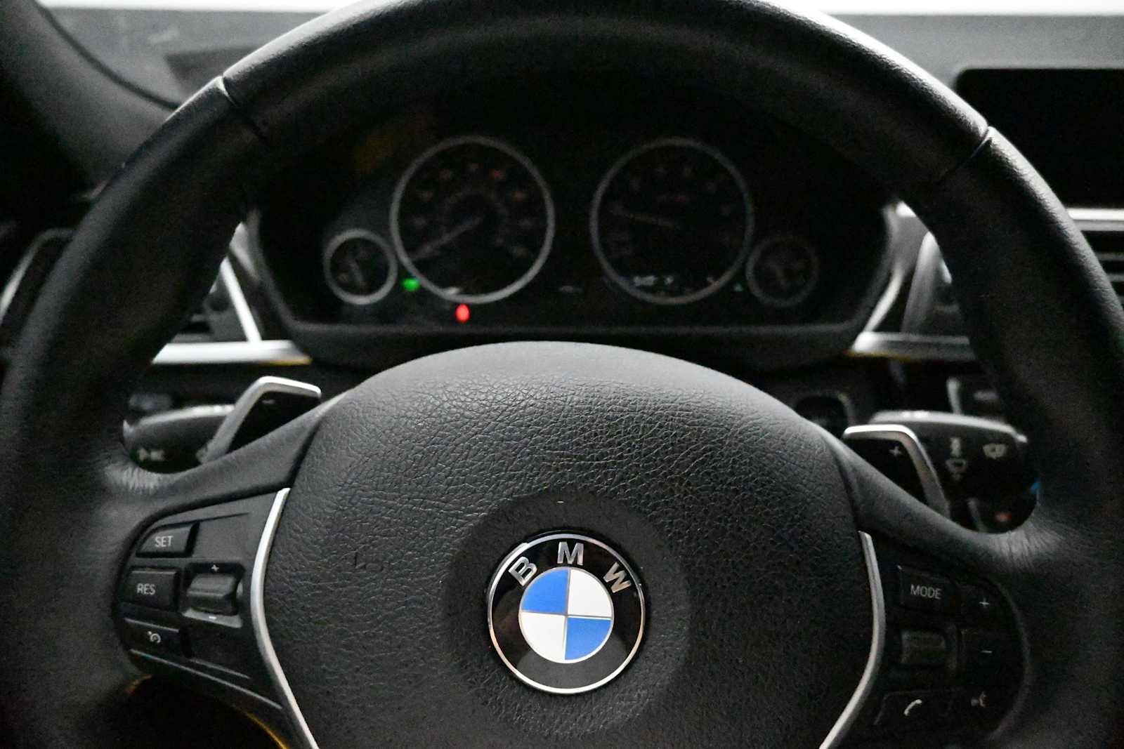2016 BMW 3 Series 328i