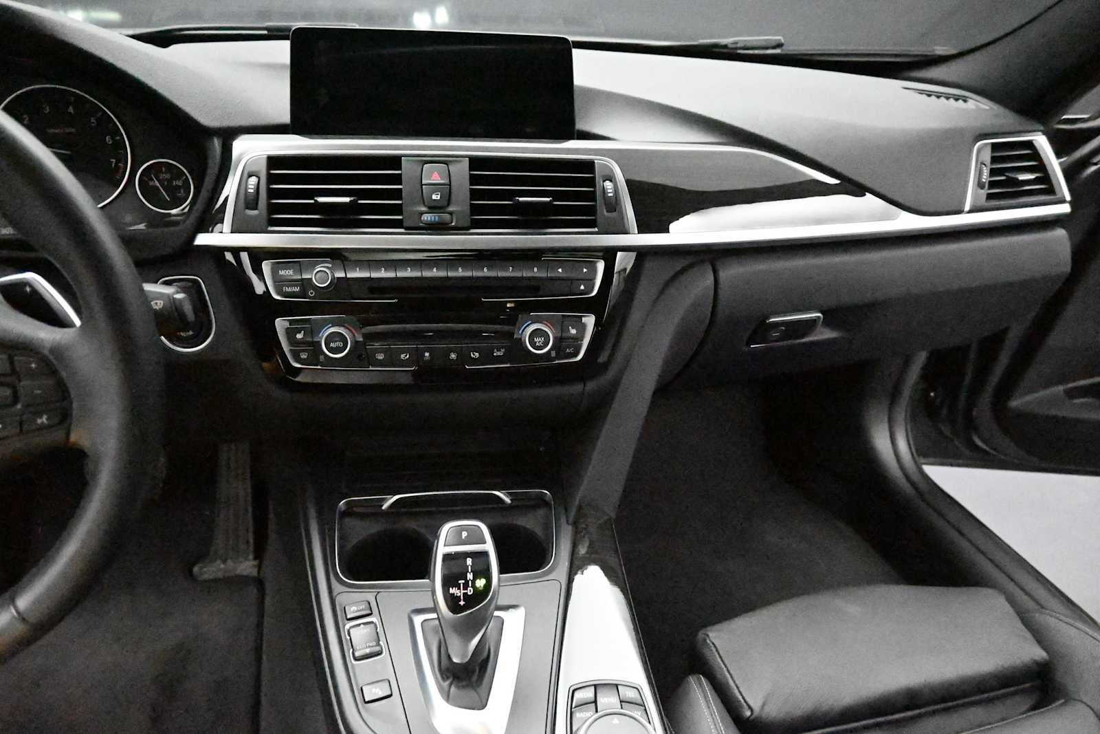 2016 BMW 3 Series 328i